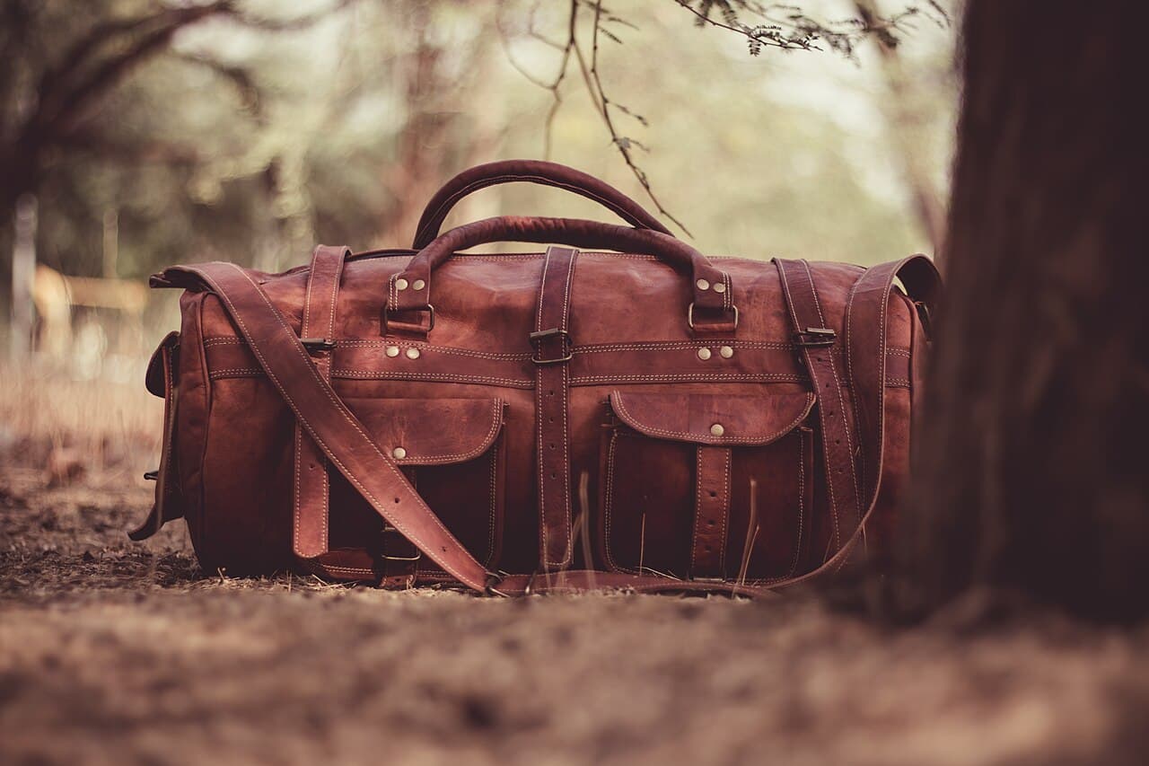 Illustrative photograph for fictional Nomad Leather Carryall concept